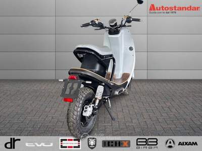 XEV Kitty  Bianco usata Torino