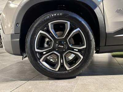 Jeep Avenger 1.2 MHEV e-Hybrid Turbo Summit Beige usata Occhiobello
