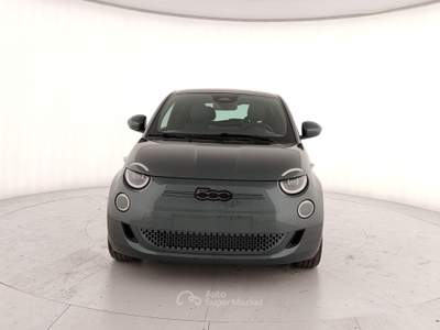 Fiat 500 La Nuova 500e Berlina 500e - Giorgio Armani 320 Berlina Grigio usata Caserta