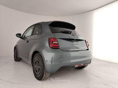 Fiat 500 La Nuova 500e Berlina 500e - Giorgio Armani 320 Berlina Grigio usata Caserta