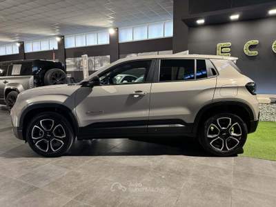 Jeep Avenger 1.2 MHEV e-Hybrid Turbo Summit Beige usata Cesena