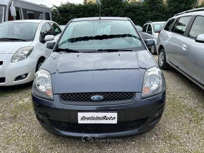Ford Fiesta Fiesta 1.4 TDCi 3p. Ghia Nero usata Montecchio Precalcino