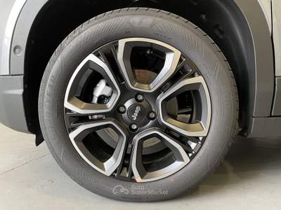 Jeep Avenger 1.2 MHEV e-Hybrid Turbo Summit Grigio usata Leini