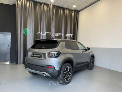 Jeep Avenger 1.2 MHEV e-Hybrid Turbo Summit Grigio usata Leini