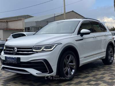 Volkswagen Tiguan R-Line 2.0 TDI 150 CV DSG Bianco usata Borgetto