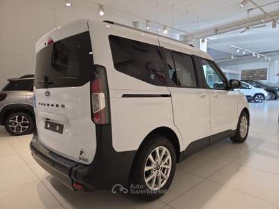 Ford Tourneo Courier 1.0 EcoBoost 125CV Titanium Trasporto Disabili 4+1 Bianco usata Fornovo di Taro