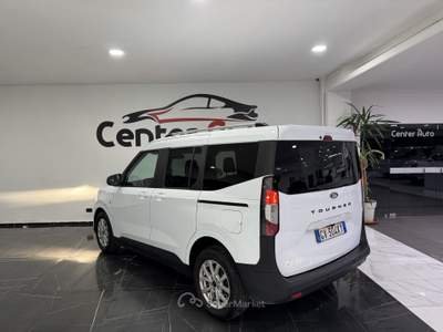 Ford Tourneo Courier 1.0 EcoBoost 125CV Titanium Auto usata Caresanablot
