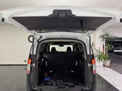 Ford Tourneo Courier 1.0 EcoBoost 125CV Titanium Auto usata Caresanablot