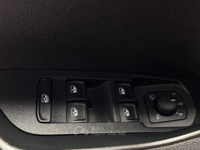 Skoda Karoq 2.0 TDI SCR 4x4 DSG Executive *PREZZO REALE* Nero usata Galbiate