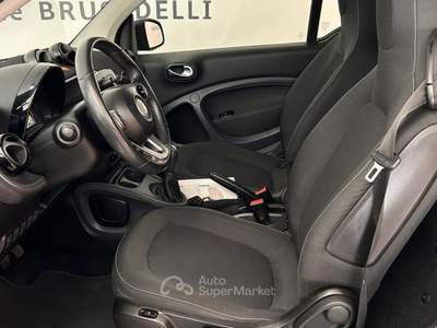 Smart ForTwo coupé 70 1.0 52kW Passion Nero usata Galbiate