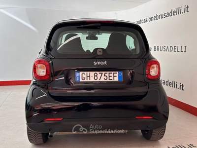 Smart ForTwo coupé 70 1.0 52kW Passion Nero usata Galbiate