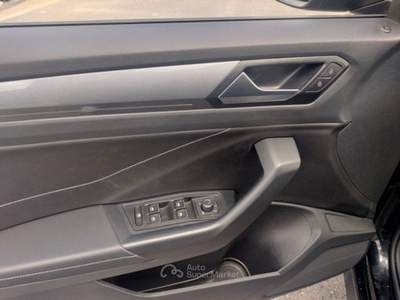 Volkswagen T-Roc 1.0 TSI Style Nero usata Bagni di Lucca