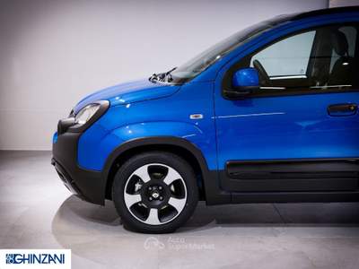 Fiat Pandina 1.0 FireFly 70cv S&S Hybrid Cross Blu/Azzurro usata San Paolo d'Argon