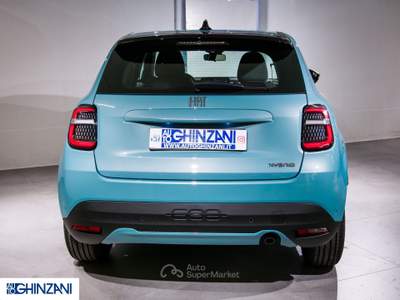 Fiat 600 600 Hybrid 110 CV DCT MHEV Pop Blu/Azzurro usata San Paolo d'Argon
