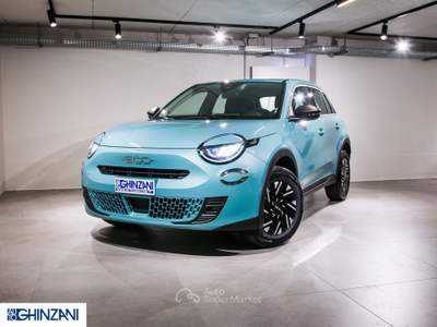 Fiat 600 600 Hybrid 110 CV DCT MHEV Pop Blu/Azzurro usata San Paolo d'Argon