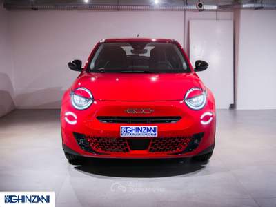 Fiat 600 600 Hybrid 110 CV DCT MHEV Icon Rosso usata Calusco d'Adda
