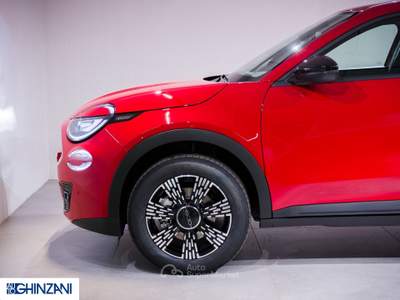 Fiat 600 600 Hybrid 110 CV DCT MHEV Icon Rosso usata Calusco d'Adda