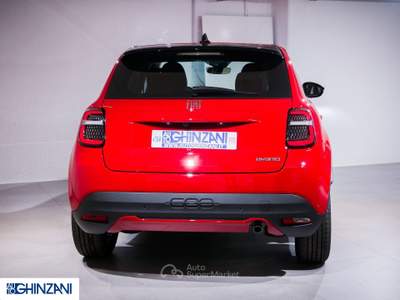 Fiat 600 600 Hybrid 110 CV DCT MHEV Icon Rosso usata Calusco d'Adda