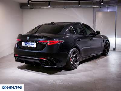 Alfa Romeo Giulia 2.9 T V6 AT8 Quadrifoglio serie 2 Pack Carbon - "PREZZO VERO" Nero usata Calusco d'Adda