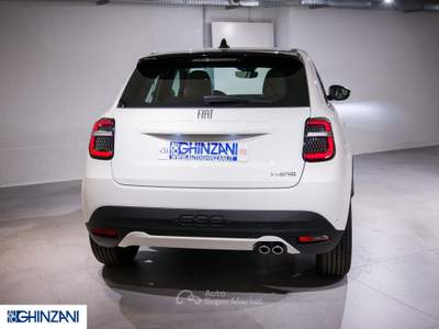 Fiat 600 600 Hybrid 110 CV DCT MHEV Icon Bianco usata San Paolo d'Argon