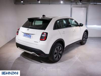 Fiat 600 600 Hybrid 110 CV DCT MHEV Icon Bianco usata San Paolo d'Argon