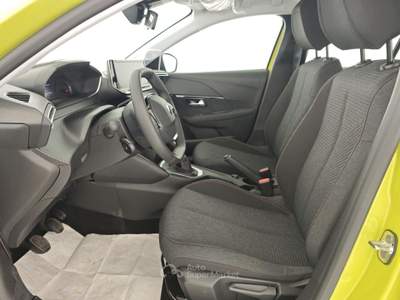 Peugeot 208 PureTech 100 Stop&Start 5 porte Style Giallo usata Capua