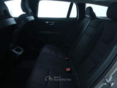Volvo V60 D3 Geartronic Momentum Tetto Panoramico/Navigatore/Park Assist Grigio usata Feltre