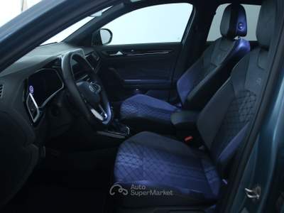 Volkswagen T-Roc 1.5 TSI ACT R-Line DSG Park Assist/Winter pack/IQ Drive Pack/Cerchi in lega Nevada Black 18'' Blu/Azzurro usata Feltre