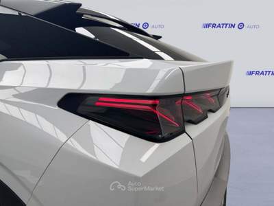 Peugeot 3008 3008 Hybrid 145 E-Dcs6 Gt Bianco usata Cassola