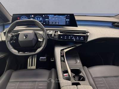 Peugeot 3008 3008 Hybrid 145 E-Dcs6 Gt Bianco usata Cassola