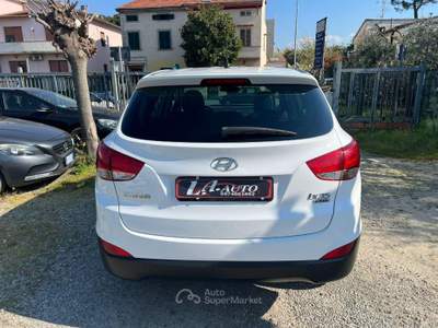 Hyundai ix35 1.7 CRDi 2WD Comfort Bianco usata Agliana