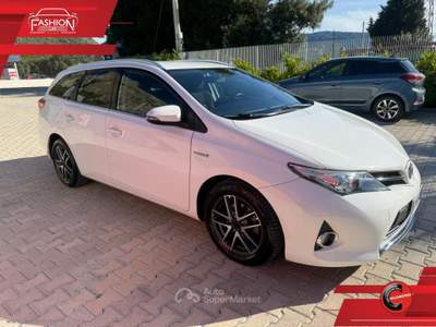 Toyota Auris Auris TS 1.8 Hybrid Lounge Bianco usata Cinisi