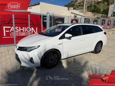 Toyota Auris Auris TS 1.8 Hybrid Lounge Bianco usata Cinisi