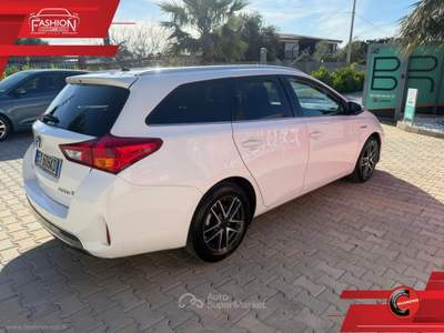 Toyota Auris Auris TS 1.8 Hybrid Lounge Bianco usata Cinisi