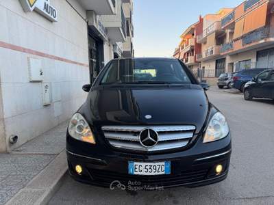Mercedes-Benz Classe B 180 CDI Sport Nero usata Andria
