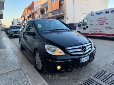 Mercedes-Benz Classe B 180 CDI Sport Nero usata Andria