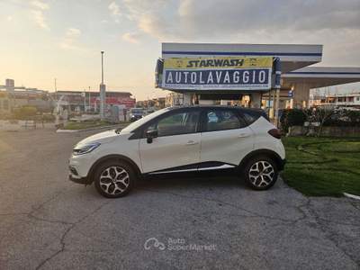Renault Captur  dCi 8V 90 CV S&S Energy Intens Beige usata Pomezia