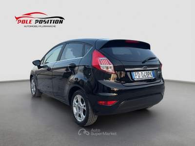 Ford Fiesta 1.5 TDCi 75 CV 5p. Titanium Nero usata San Severo