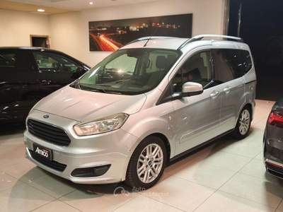 Ford Tourneo Courier Courier 1.6 TDCI 95 CV Titanium Grigio usata San Michele Salentino