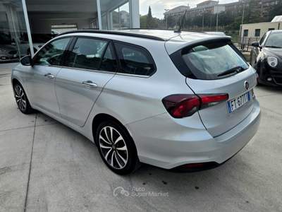 Fiat Tipo Tipo 1.6 Mjt S&S SW Lounge LED,NANI Argento usata Ascoli Satriano