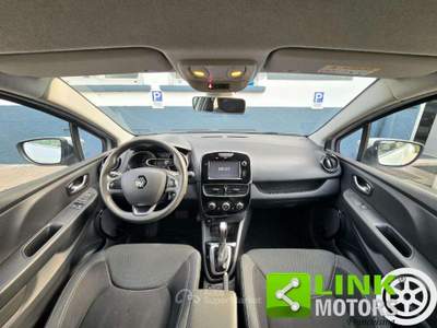 Renault Clio Sporter dCi 90CV AUTOMATICA - UNIPROPRIETARIO - DISTRIBUZIONE ESEGUITA Argento usata Legnano