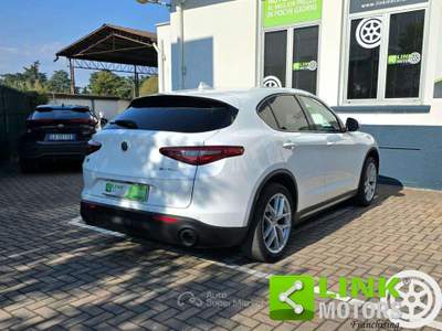 Alfa Romeo Stelvio 2.2 190 CV AT8 Q4 Executive DISTRIBUZIONE ESEGUITA Bianco usata Legnano