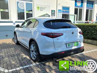 Alfa Romeo Stelvio 2.2 190 CV AT8 Q4 Executive DISTRIBUZIONE ESEGUITA Bianco usata Legnano