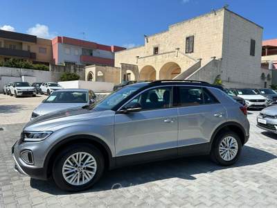 Volkswagen T-Roc SCR 150 CV DSG Life Argento usata Monopoli
