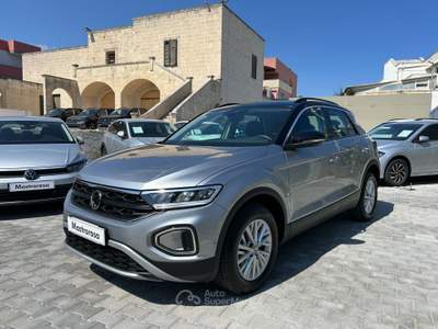Volkswagen T-Roc SCR 150 CV DSG Life Argento usata Monopoli