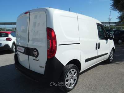 Fiat Doblò Doblo 1.4 T-Jet Natural Power PC-TN Cargo Lamierato SX Bianco usata Qualiano