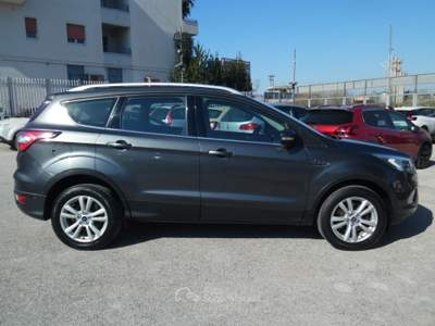 Ford Kuga S&S 2WD Business Grigio usata Qualiano