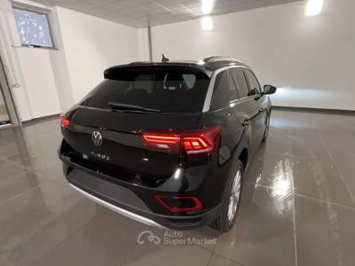 Volkswagen T-Roc VOLKS T-ROC 2.0 TDI EDITION PLUS 150CV DSG T-Roc 2.0 tdi Edition Plus 150cv dsg Nero usata Roma