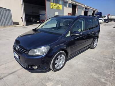 Volkswagen Touran HIGHLINE - 2011 7 POSTI Blu/Azzurro usata ANDRIA