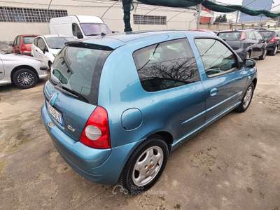 Renault Clio cat 3 porte Confort - NeoPatentati Blu/Azzurro usata TORINO